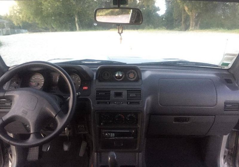 Mitsubishi Pajero • 1999 • 270,000 km 3