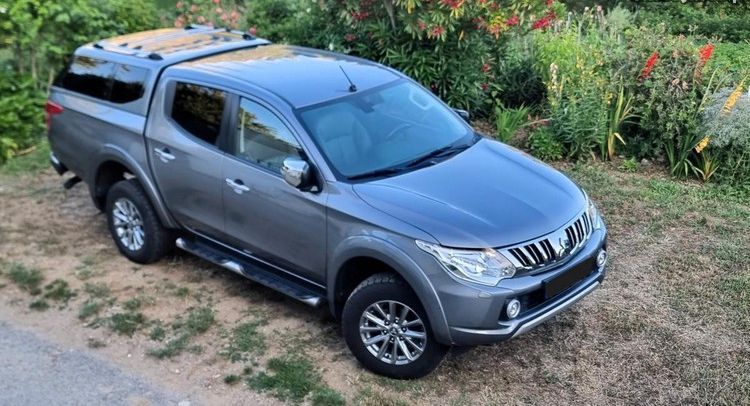 Mitsubishi L200 • 2016 • 110,000 km 1