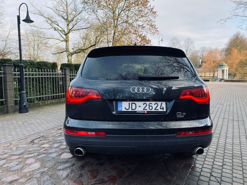 Audi Q7 • 2007 • 3,760,000 km 3