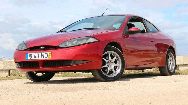 Ford Cougar • 1999 • 200,000 km 1