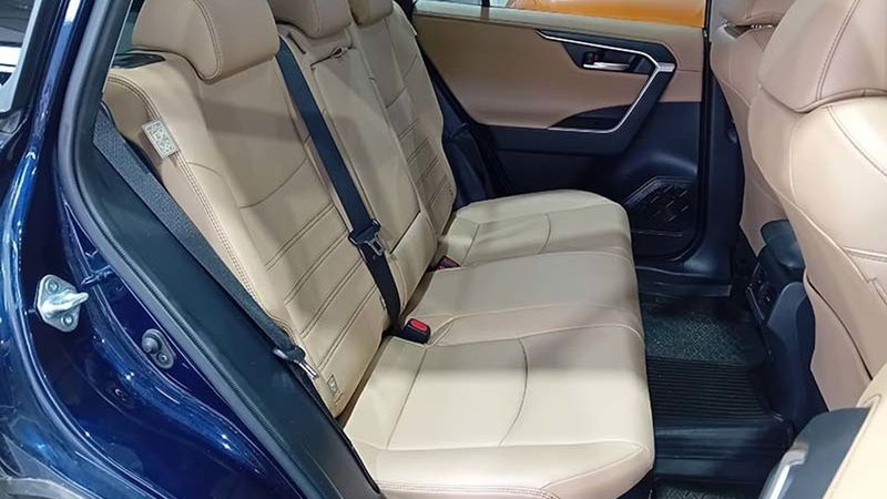 Toyota RAV4 Hybrid • 2020 • 10,501 km 23