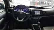 Toyota Hilux • 2017 • 27,000 km 3