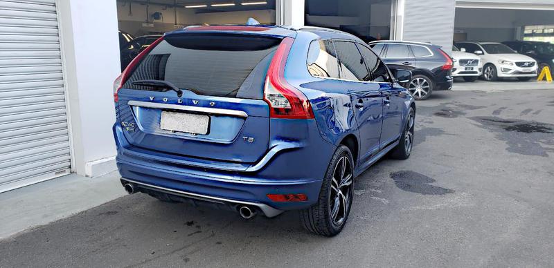 Volvo V60 • 2017 • 30,000 km 1