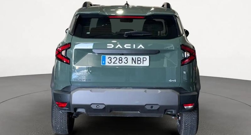 Dacia Duster • 2025 • 4,598 km 10