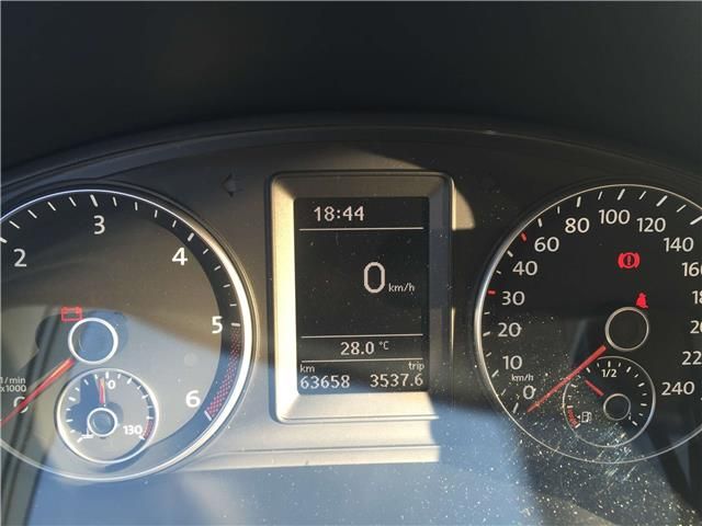 Volkswagen T5 • 2010 • 64,000 km 4