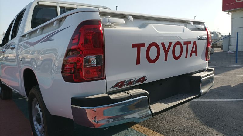 Toyota Hilux • 2022 • 0 km 20