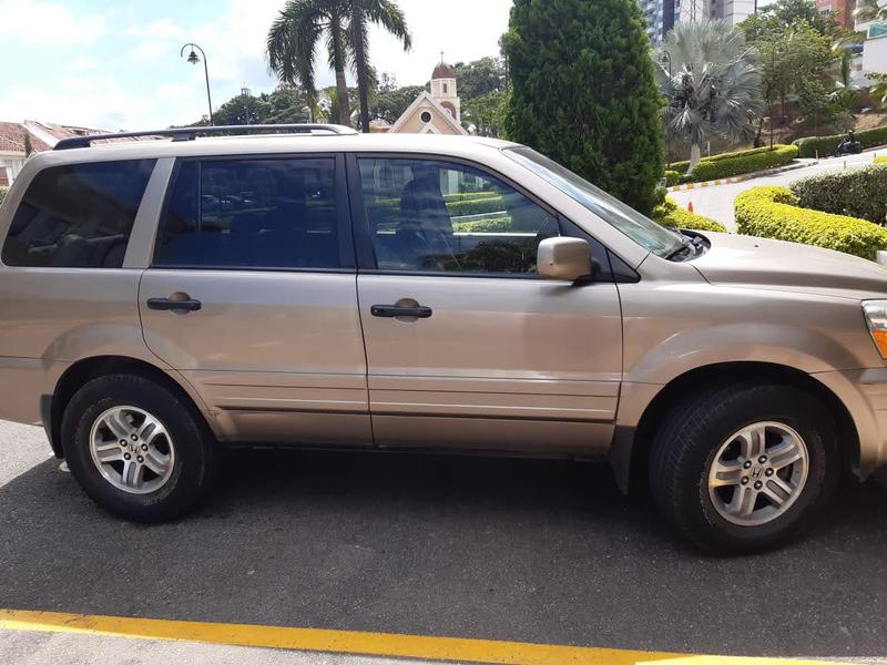Honda Pilot • 2005 • 100,000 km 6