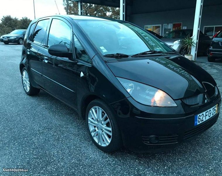 Mitsubishi Colt • 2008 • 130,000 km 5