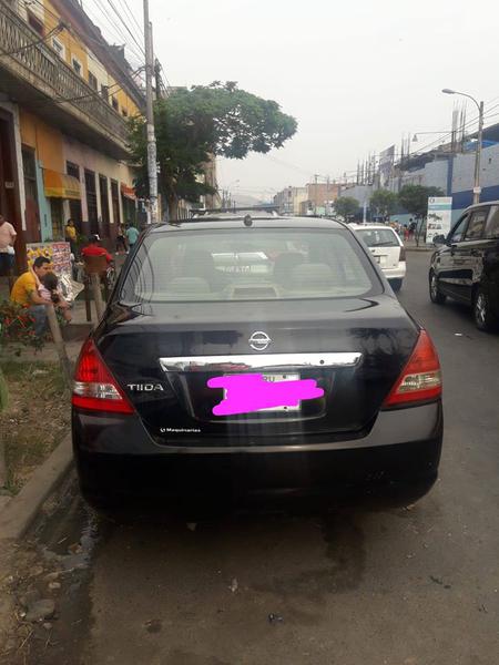 Nissan Tiida • 2008 • 130,000 km 6