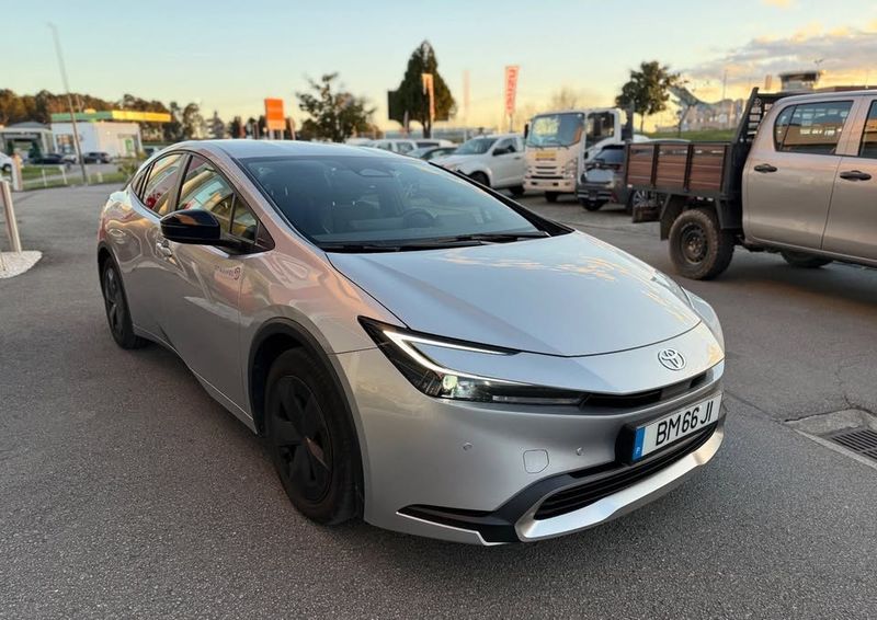Toyota Prius • 2024 • 55,000 km 1