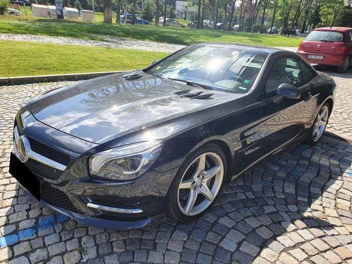 Mercedes-Benz SL-Class • 2012 • 40,000 km 1