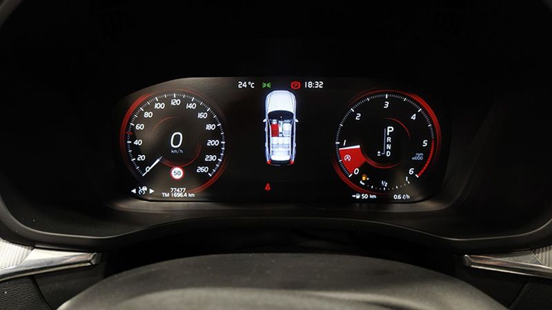 Volvo XC60 • 2018 • 77,477 km 8