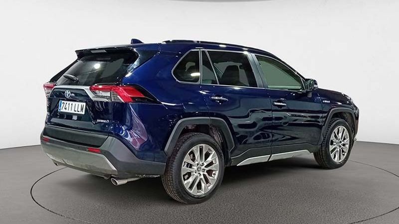 Toyota RAV4 Hybrid • 2020 • 10,501 km 37