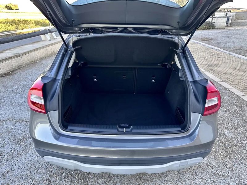 Mercedes-Benz GLA • 2017 • 79,900 km 5