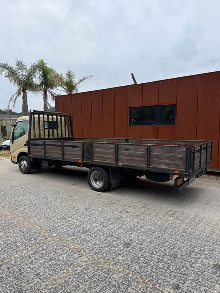 Toyota Dyna • 2002 • 199,000 km 3