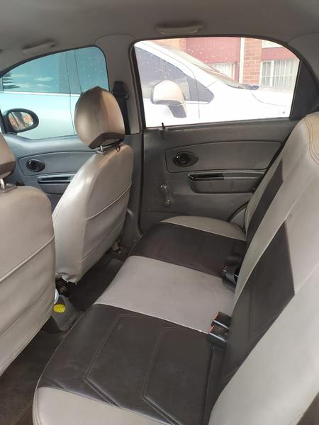 Chevrolet  • 2007 • 13,300 km 5