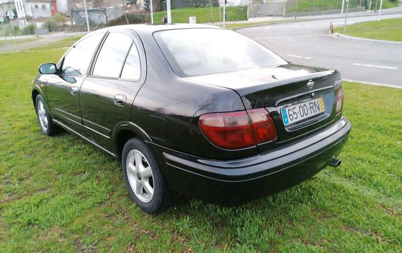 Nissan Almera • 2001 • 180,000 km 7