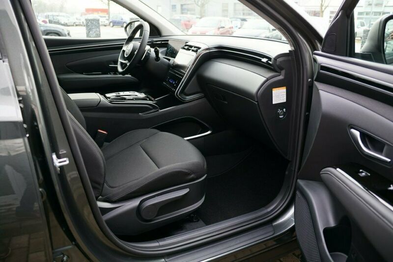 Hyundai Tucson • 2021 • 122,000 km 14