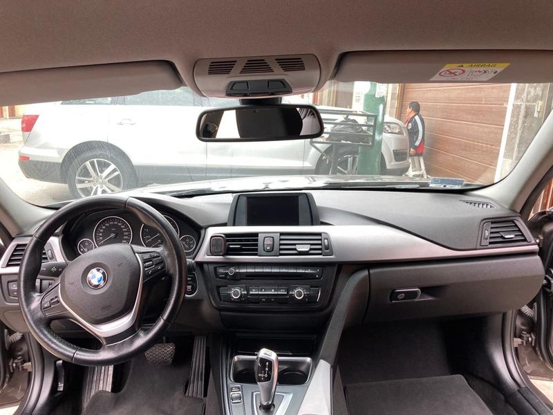 BMW 316i • 2015 • 59,000 km 9