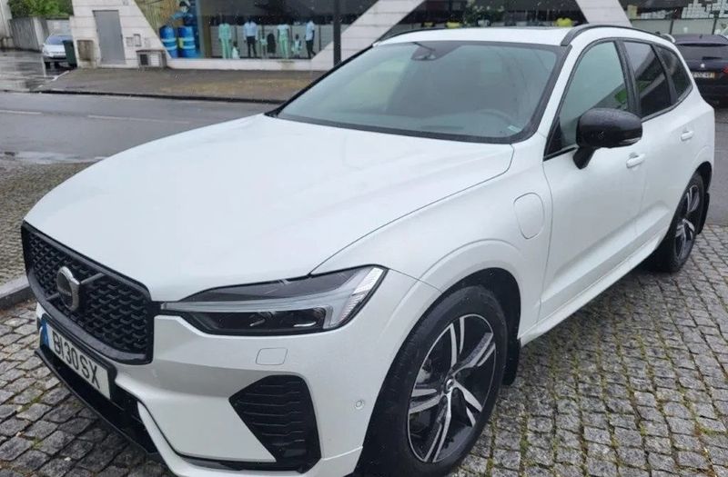 Volvo XC60 • 2021 • 21,300 km 1