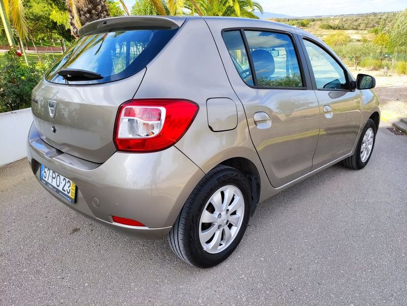 Dacia Sandero • 2015 • 80,000 km 3