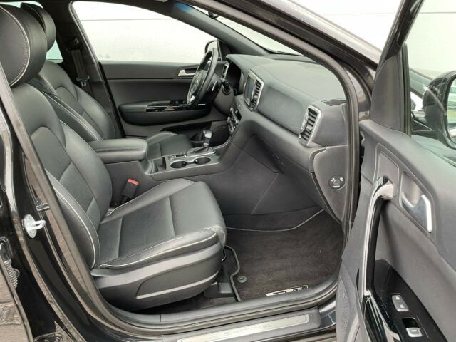 Kia Sportage • 2017 • 106,000 km 16