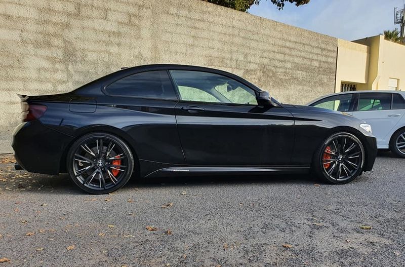 BMW 328i • 2015 • 90,000 km 2