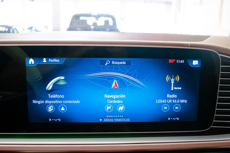 Mercedes-Benz Maybach • 2024 • 3,800 km 15