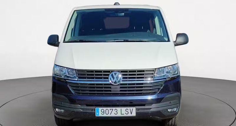 Volkswagen Multivan • 2021 • 74,713 km 9