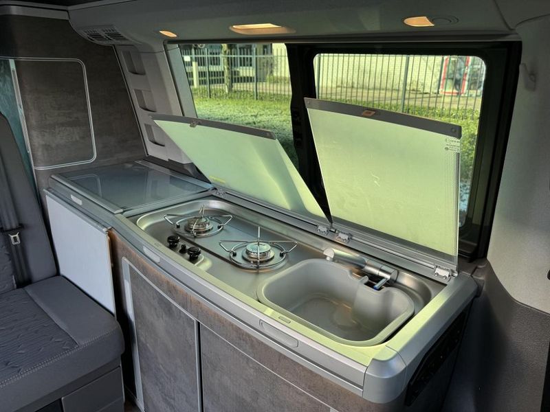 Volkswagen California • 2021 • 70,000 km 7