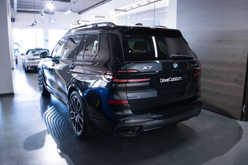BMW X7 • 2024 • 2,100 km 11