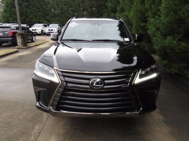 Lexus LX • 2020 • 4,245 km 3