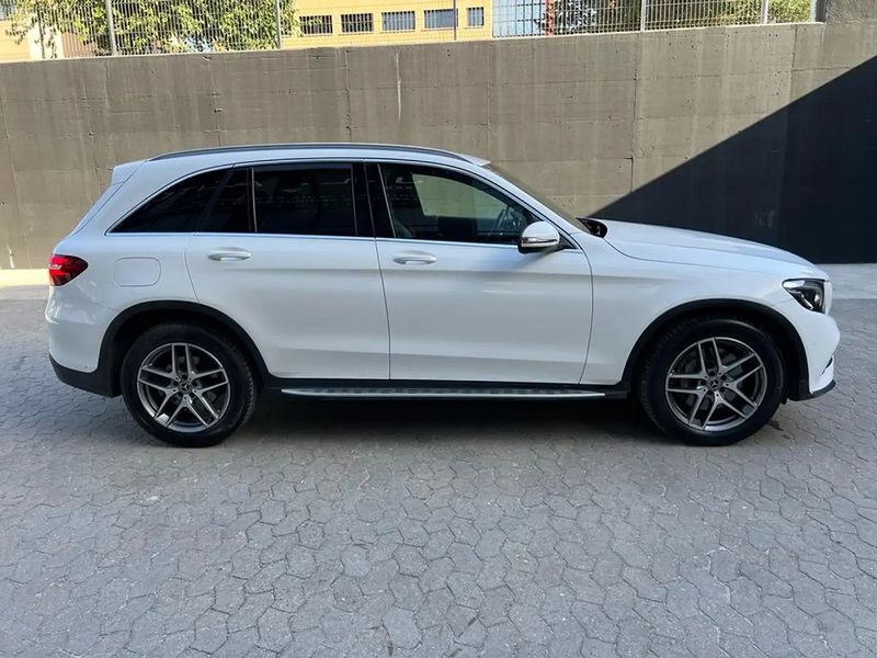 Mercedes-Benz GLC-Class • 2019 • 56,000 km 10