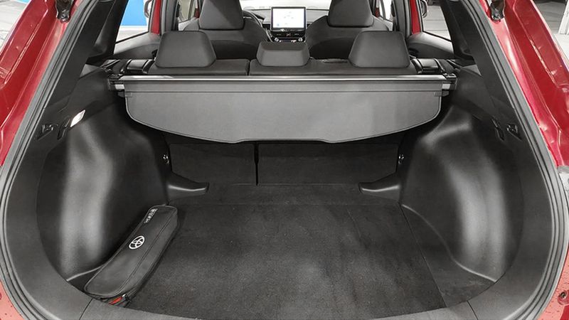 Toyota Corolla • 2023 • 39,911 km 11