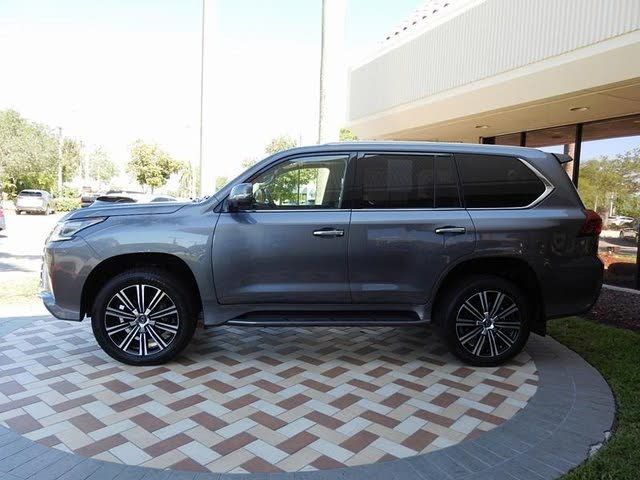 Lexus LX • 2019 • 10,550 km 5