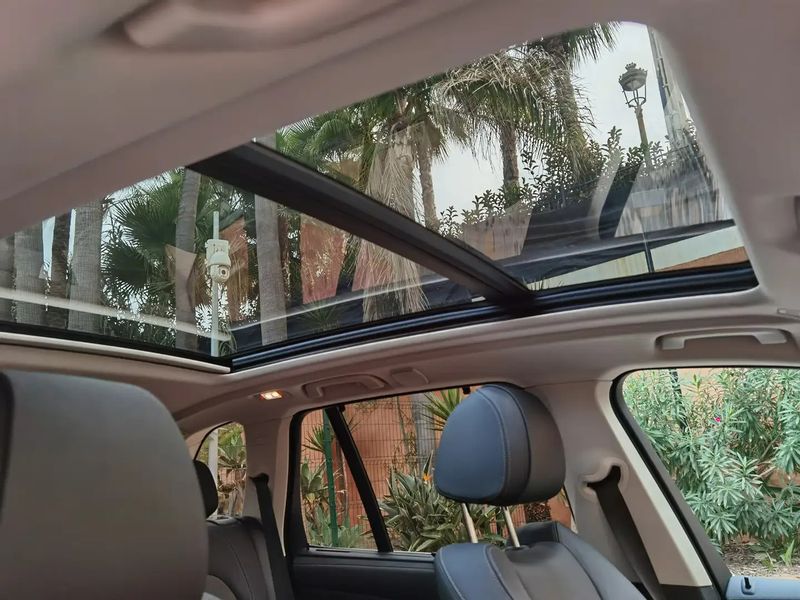 BMW X5 • 2019 • 38,000 km 4