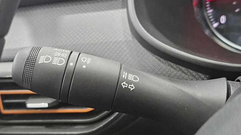 Dacia Sandero • 2023 • 19,200 km 13