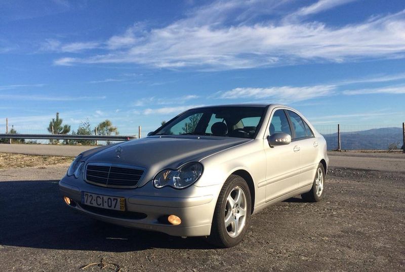 Mercedes-Benz C • 2003 • 200,000 km 1