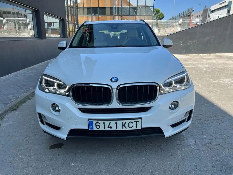 BMW X5 • 2017 • 195,000 km 1