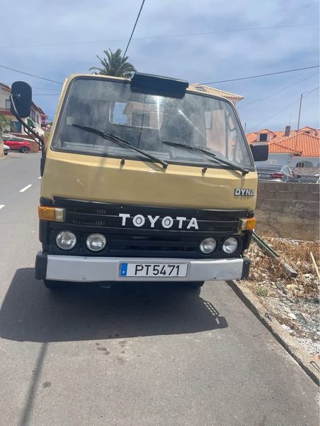 Toyota Dyna • 1988 • 188,000 km 7