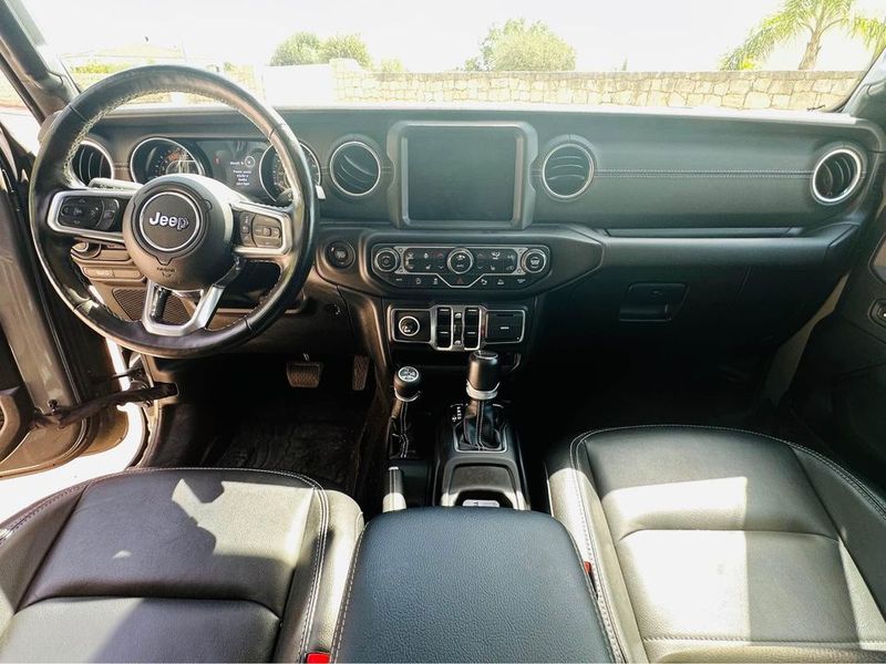 Jeep Gladiator • 2016 • 60,000 km 4