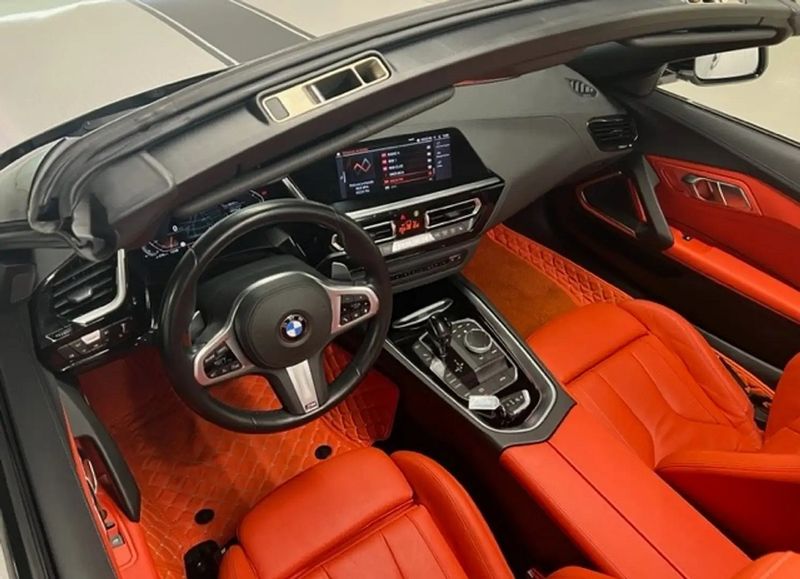 BMW Z4 • 2019 • 49,000 km 7