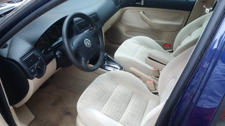 Volkswagen Golf • 2004 • 14,275 km 3