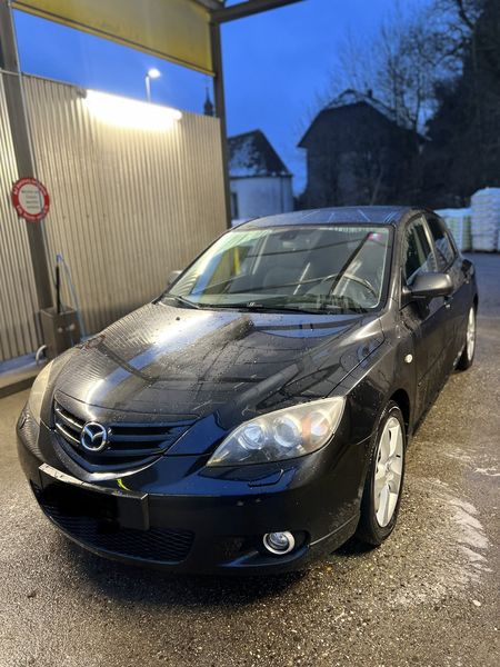 Mazda 3 • 2005 • 200,000 km 9