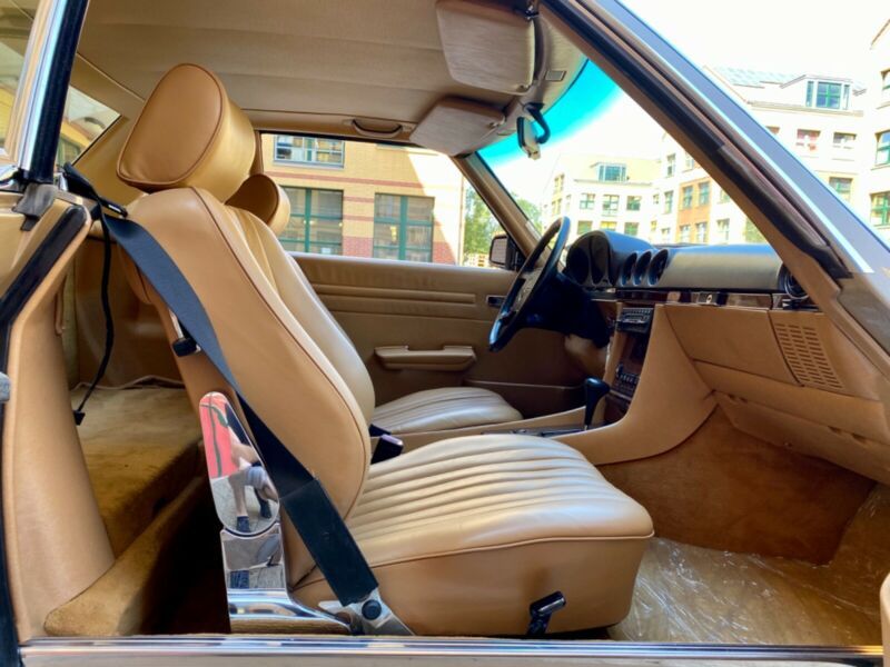 Mercedes-Benz SL • 1986 • 32,093 km 5