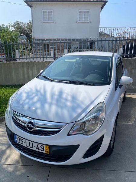 Opel Corsa • 2011 • 228,000 km 2