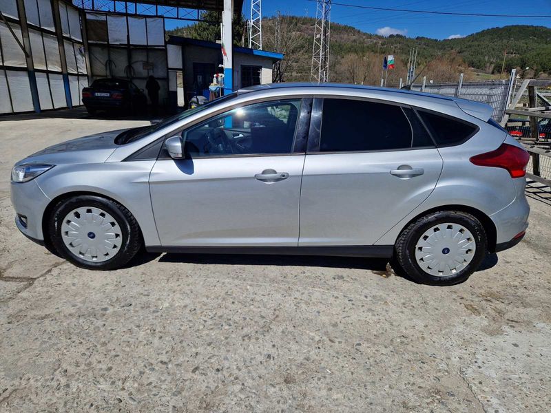 Ford Focus • 2016 • 86,000 km 8