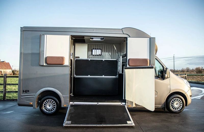 Renault Master • 2019 • 63,200 km 6