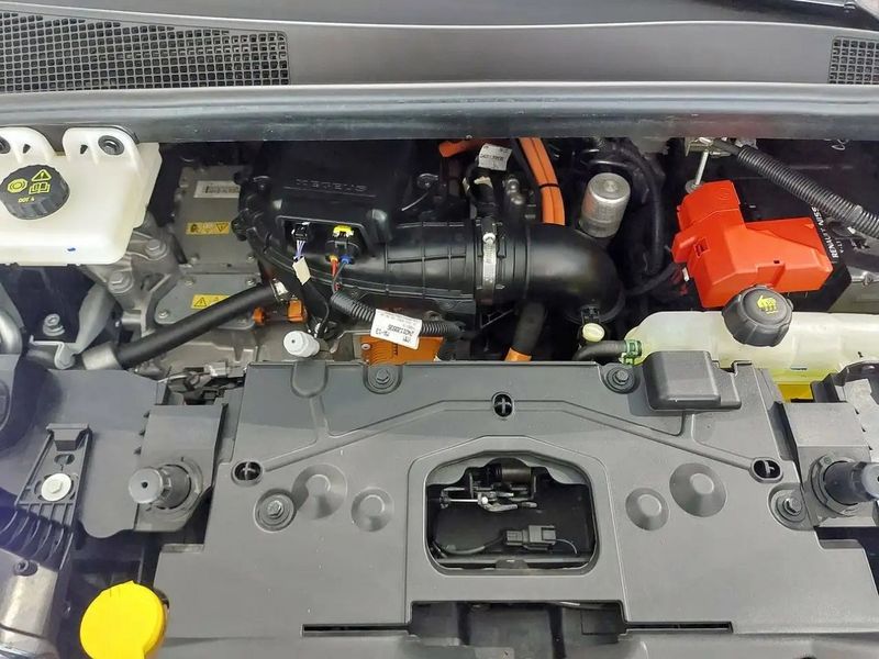 Renault Zoé • 2023 • 22,231 km 7