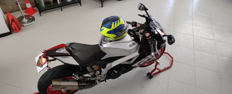 Aprilia rsv4 aprc • 2019 • 4,012 km 1